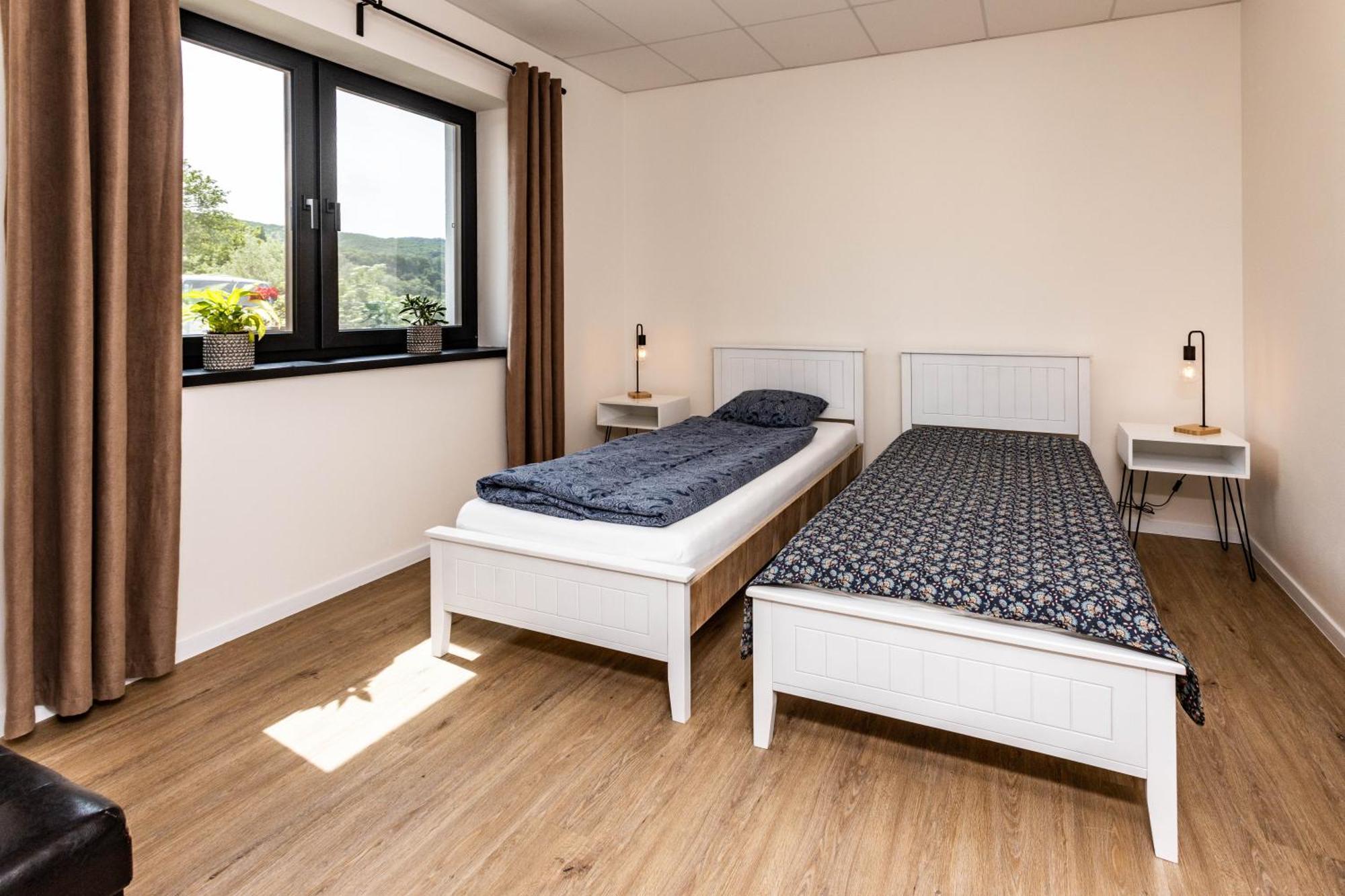 Sunny Apartment With Free Parking Zvolen Dış mekan fotoğraf