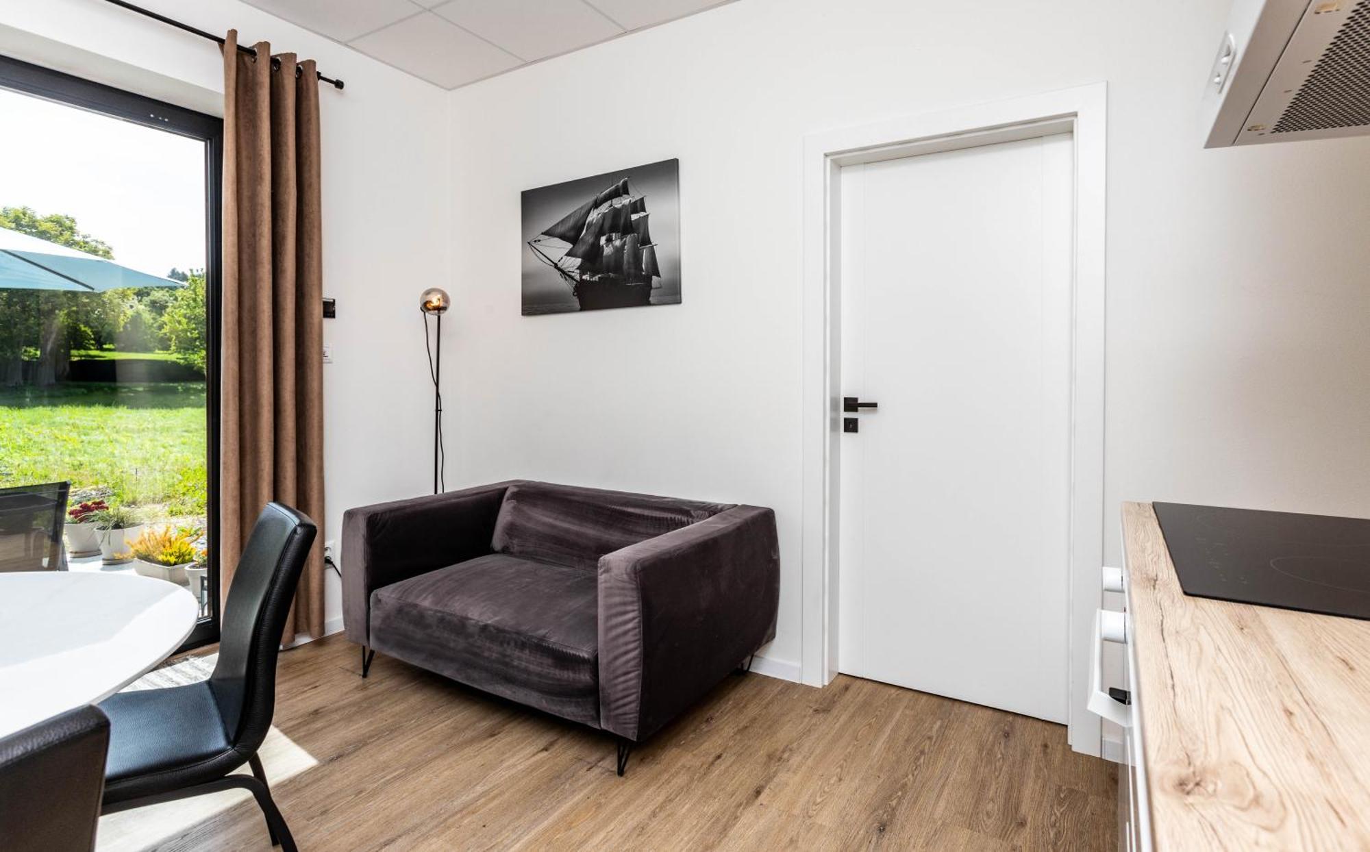Sunny Apartment With Free Parking Zvolen Dış mekan fotoğraf